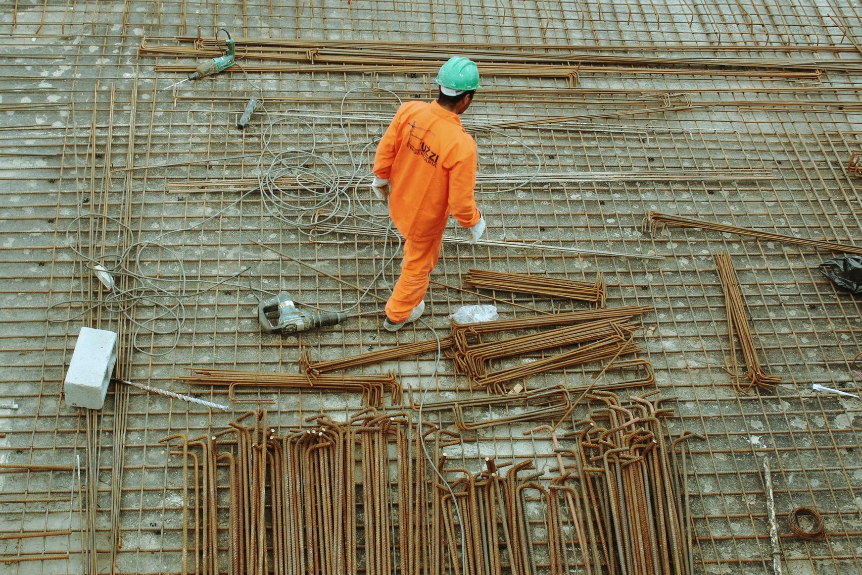 EHS Insights: 8 Tips and Tricks to Keeping Your Workplace Safe
